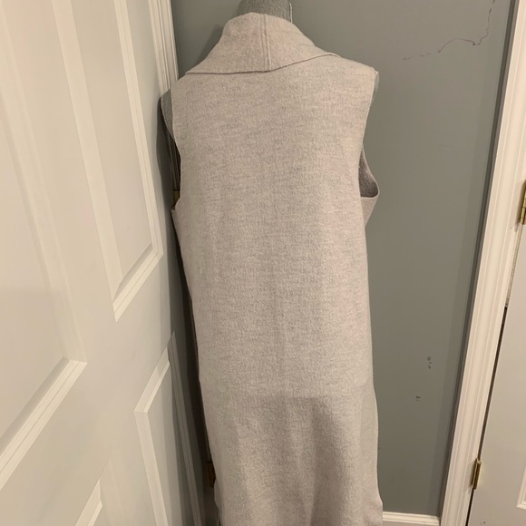 Lord & Taylor long cardigan sleeveless Sz Med - Picture 6 of 8